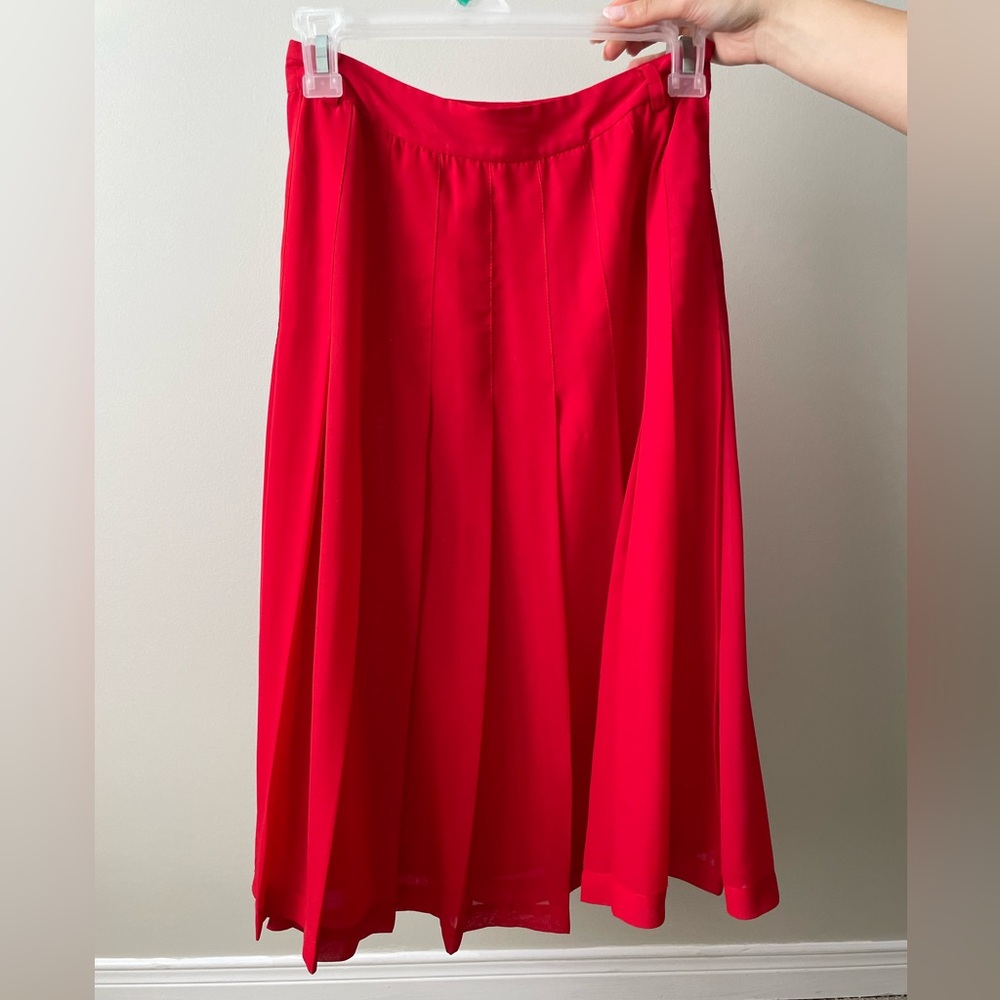 Tristan red pleated midi skirt. Size 4